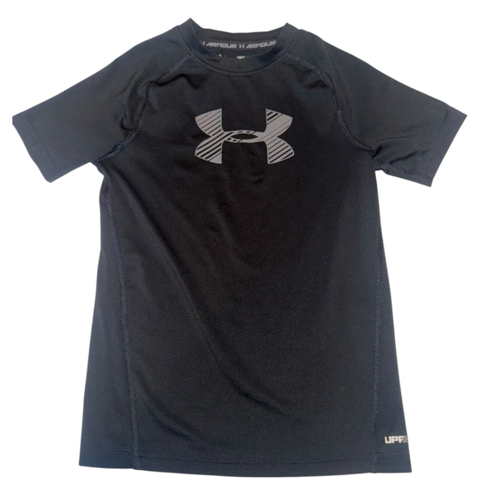 Boys Under Armour Short Sleeve Tee S Black Gray